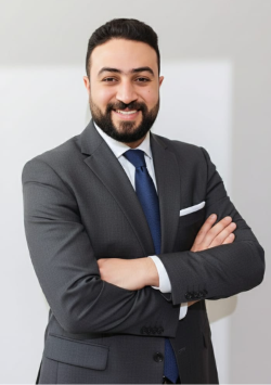 دكتور Hisham Zayed