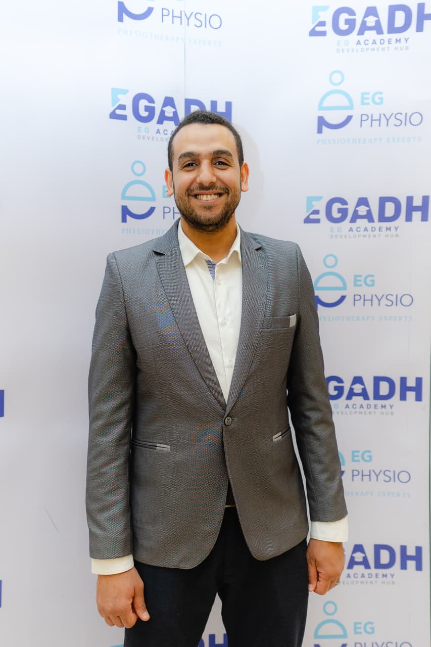 دكتور Mohamed Nasser Helmy