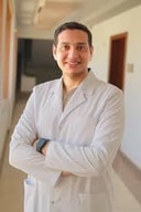 دكتور Adham AlAteer