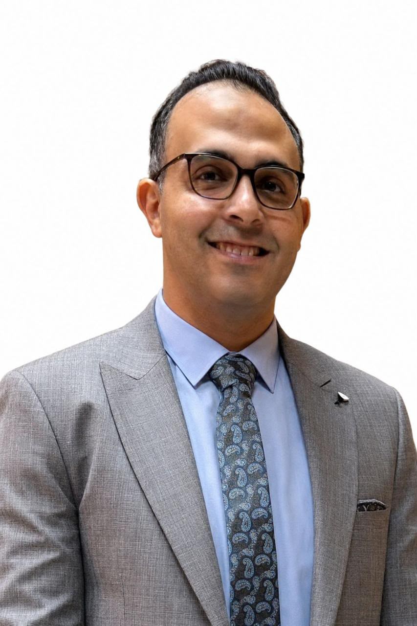 Dr. Mostafa Moataz 