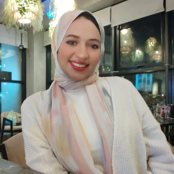Aya Elrazaz
