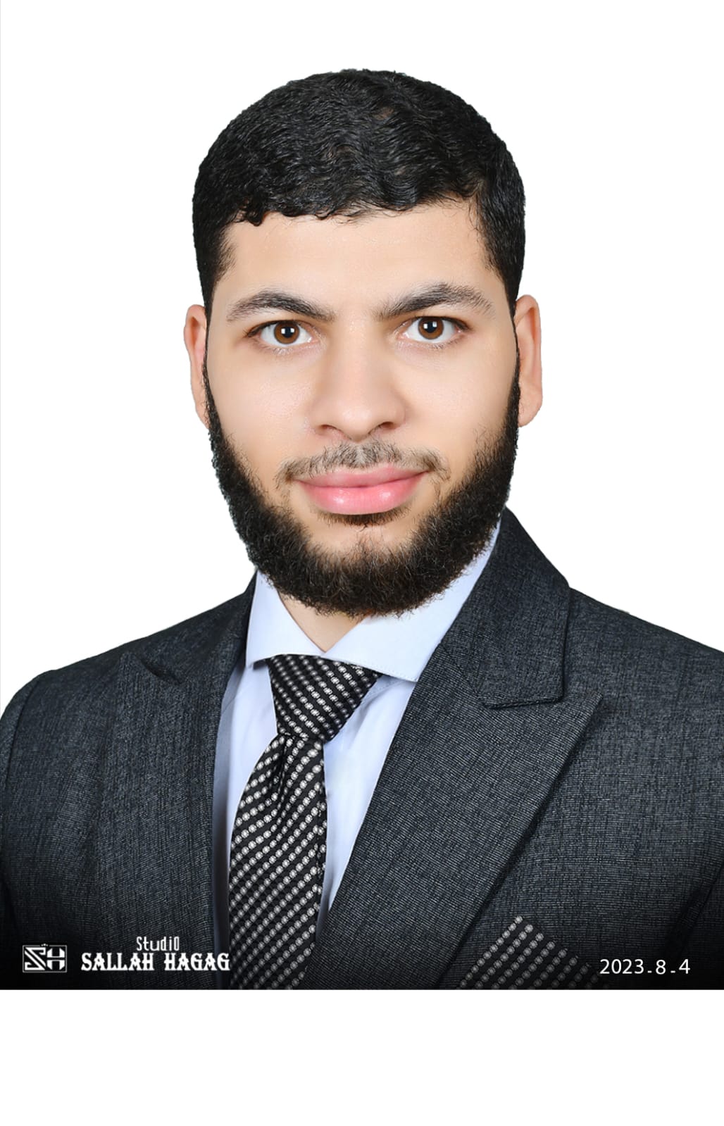 دكتور Amr Samir 