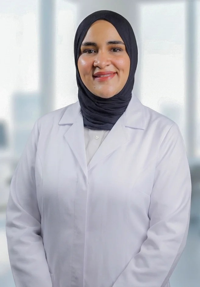   ناديه عادل